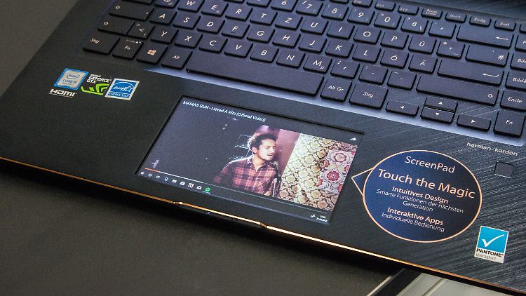 Zenbook Pro 15 UX580 Test.jpg