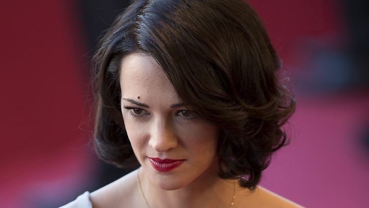 Asia Argento beteuert, eine rein freundschaftliche Beziehung zu Jimmy Bennet gehabt zu haben.