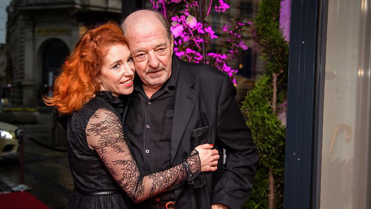 Für die große Liebe ist es nie zu spät: Mit 72 Jahren tritt Komponist Ralph Siegel zum vierten Mal vor den Altar.