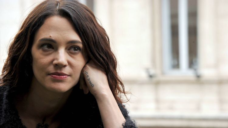 Steht nun selbst am Pranger: Asia Argento.