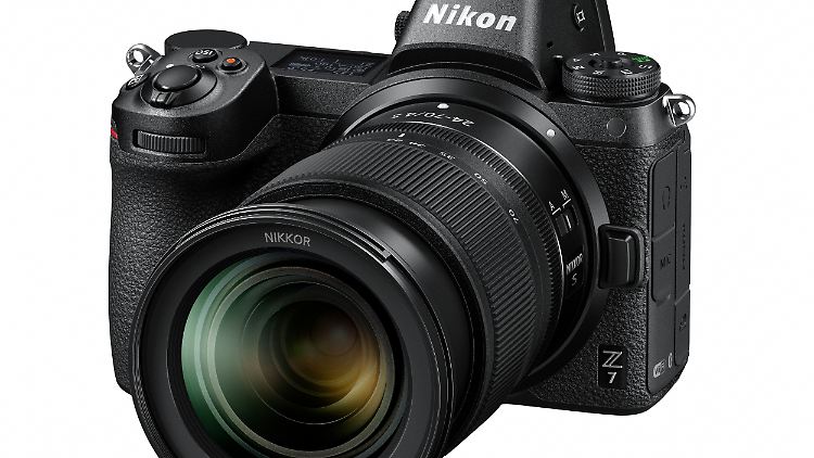 Die Nikon Z7 erhielt von Stiftung Warentest eine bessere Gesamtnote als die Sony Alpha 7 III.
