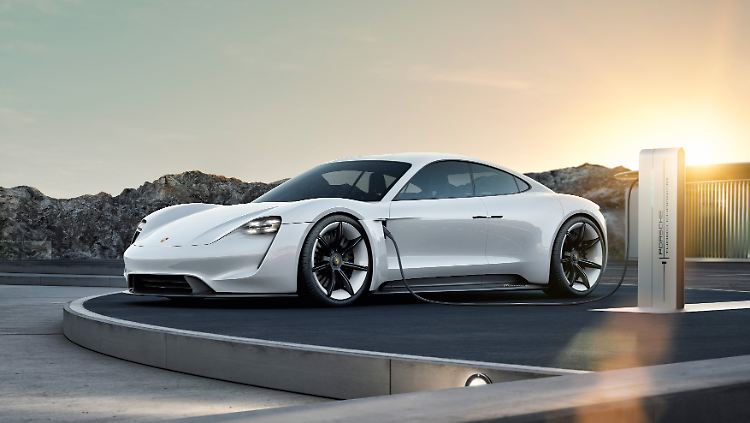 Der erste Elektro-Porsche Taycan kommt im Herbst auf den Markt.