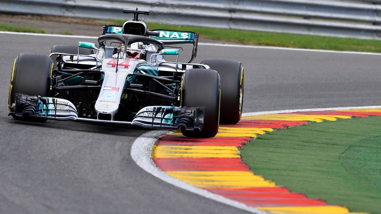 Mercedes-Pilot Lewis Hamilton kam mit den wechselnden Bedingungen in Spa am besten zurecht.