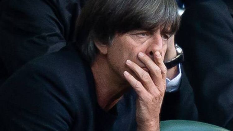 Die Fans mussten lange auf Löws WM-Analyse warten, heute soll es endlich soweit sein.