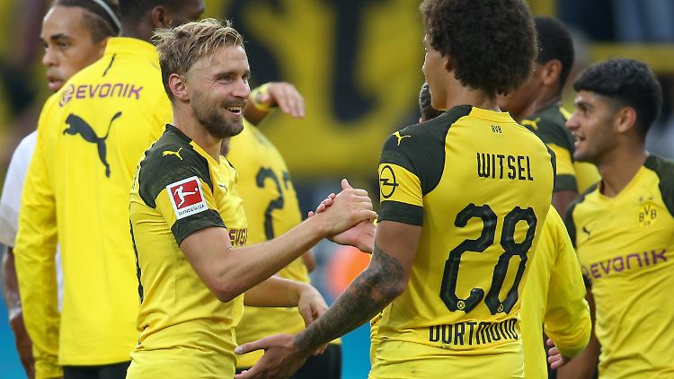Axel Witsel sorgt mit einem sehenswerten Seitfallzieher für sein erstes Bundesligator.