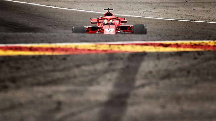 Sebastian Vettel sitzt im schnellsten Formel-1-Auto - und nutzt das in Belgien gnadenlos aus.