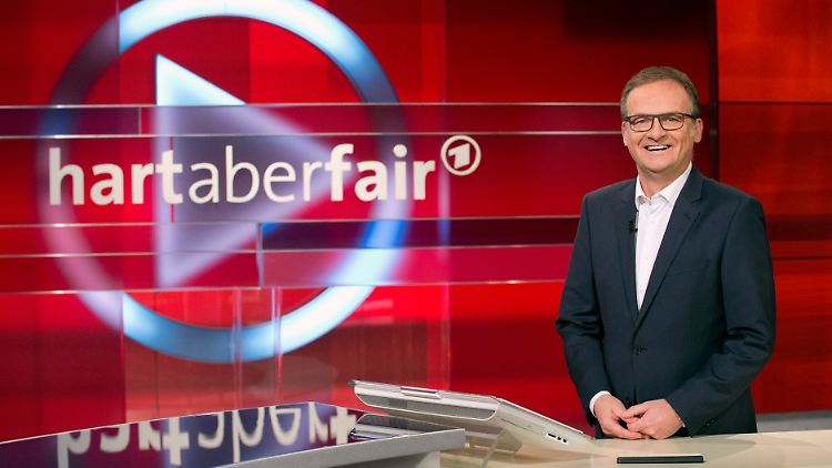 Plasberg diskutierte mit seinen Gästen das Thema Abschiebung.