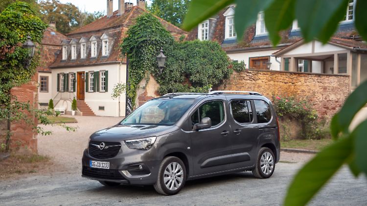 Schön mag der Opel Combo Life nicht sein, aber seine Praxiswerte überwiegen.