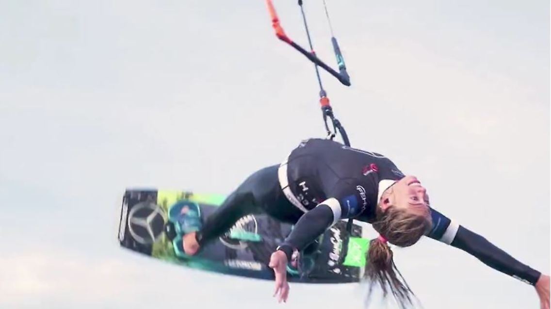 Kitsurf2.JPG