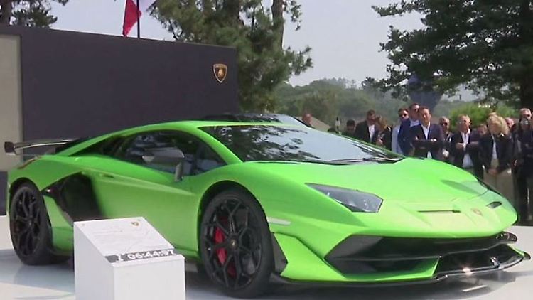 Monterey Car Show.JPG