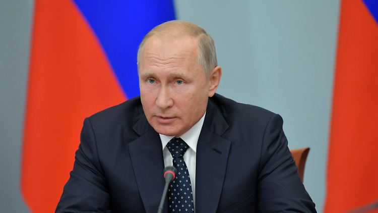 Putin schwächt die Anhebung des Renteneintrittsalters ab.