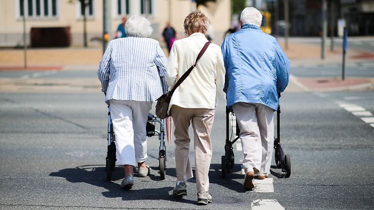 Für die Rentenversicherung sollen die Verbesserungen bis 2025 mit knapp 32 Milliarden Euro zu Buche schlagen.