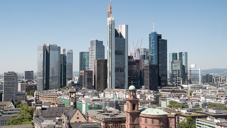 Die Bundesregierung will sich für einen wettbewerbsfähigen Finanzstandort Deutschland einsetzen.