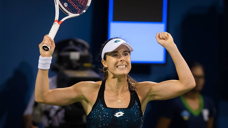 Ein Sieg für die Tennis-Frauen: Sie dürfen sich nun auch im prüden Amerika auf dem Platz umziehen.