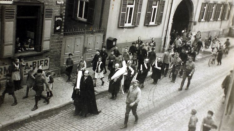 Die Bilder, die am 10. November 1938 in Guntersblum entstanden, liegen heute im Landesarchiv Speyer.