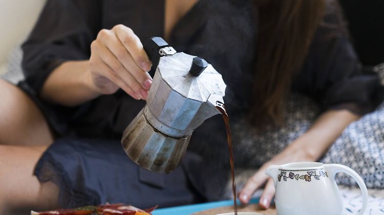 Aus der Espressokanne schmeckt der Kaffee vollmundig und intensiv.