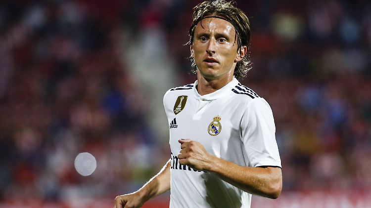 Luka Modric hat sich als Mittelfeldstratege bei Real Madrid und der kroatischen Nationalmannschaft einen Namen gemacht.