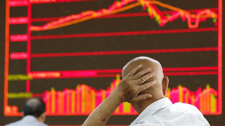 Zehn Jahre nach der Finanzkrise schlummern im globalen Finanzsystem immer noch reichlich Risiken. 