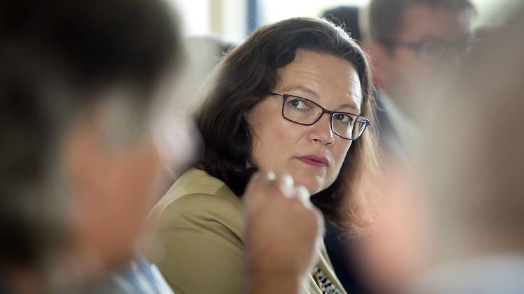 Für Andrea Nahles als Kanzlerkandidatin würden sich bei einer Direktwahl nur 13 Prozent der Wähler entscheiden.
