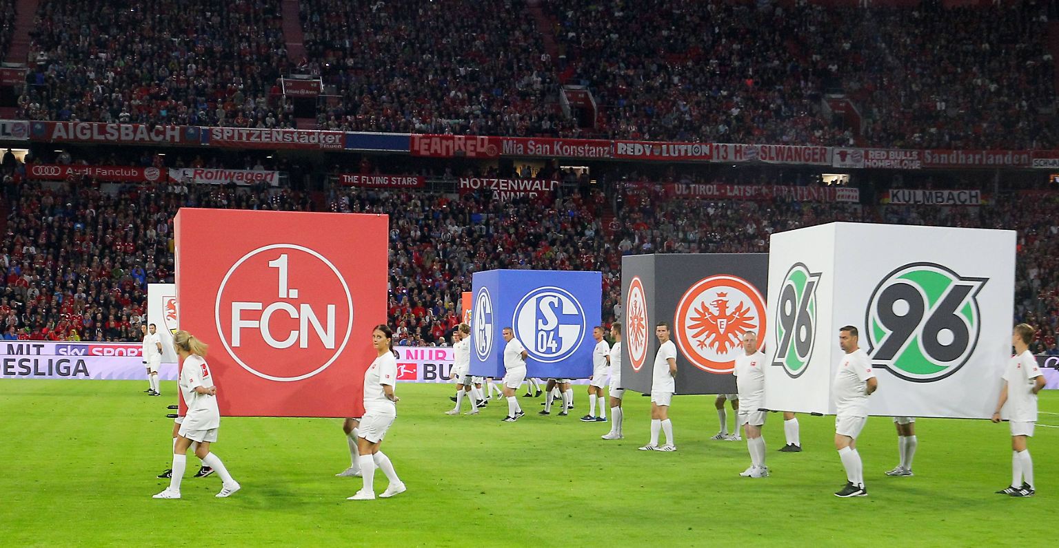 Durch das Sommertransferfenster kommt frischer Fußball-Wind in die Kader der Bundesligisten. Millionen teure Einkäufe und schmerzliche Verluste plündern und füllen die Konten. Wer lässt sich die Punktejagd am meisten kosten? Hier finden Sie alle Transfers der 18 Klubs.