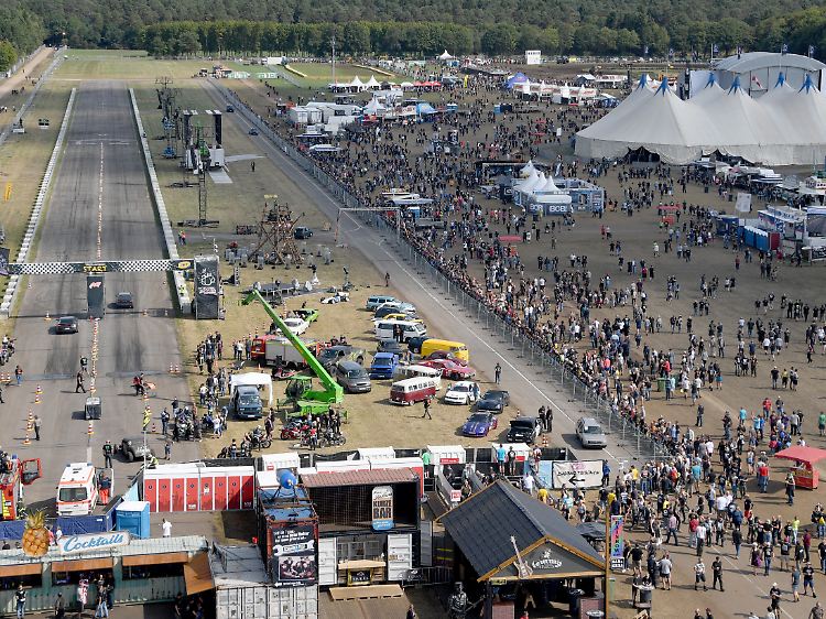 Für das Festival haben die Veranstalter in diesem Jahr rund 35.000 Tickets verkauft.