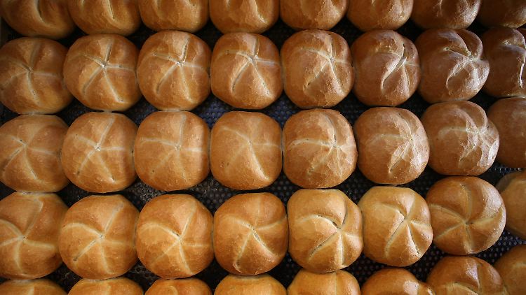Die Deutschen müssen demnächst wohl mehr für ihre Brötchen bezahlen.