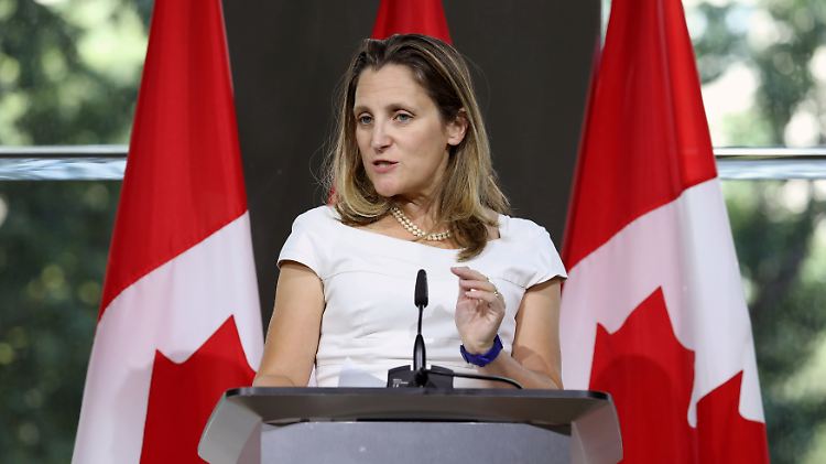 Sie nennt Trumps Stahlzälle schlicht "absurd": Kanadas Außenministerin Chrystia Freeland.