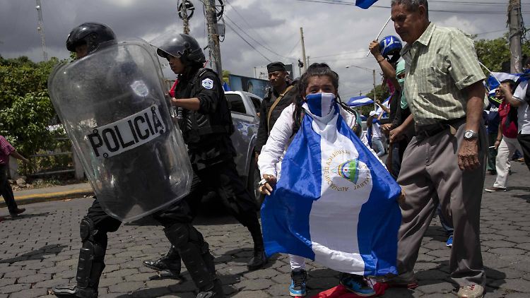In Nicaragua werden Gegner der linksnationalistischen Regierung von Präsident Ortega gewaltsam unterdrückt.
