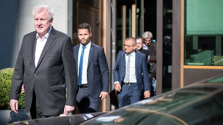 Als Minister ist Seehofer vor allem im Bundestag unterwegs, als Bürger wäre er das aber auch auf den Straßen von Chemnitz.