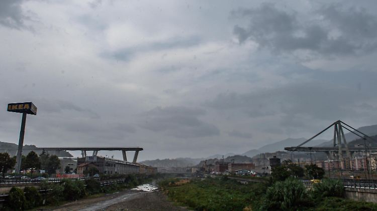 Die Überreste der Morandi-Autobahnbrücke.