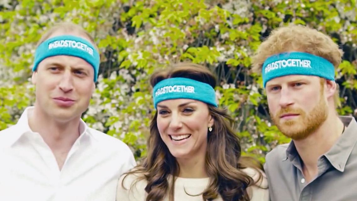 RoyalsHeadsTogether.jpg