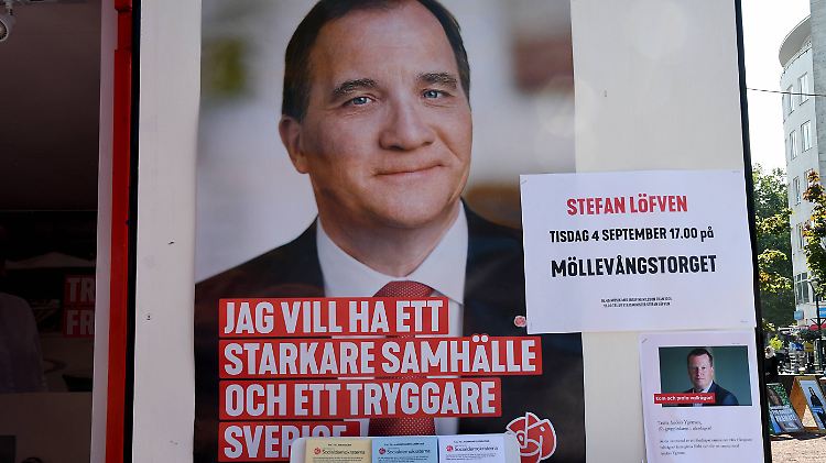 Wahlplakat mit Regierungschef Stefan Löfven.