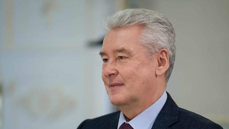 Dass der 60-jährige Sobjanin die Wahl nicht fürchten muss, liegt in erster Linie an einem mächtigen Freund: Wladimir Putin. 