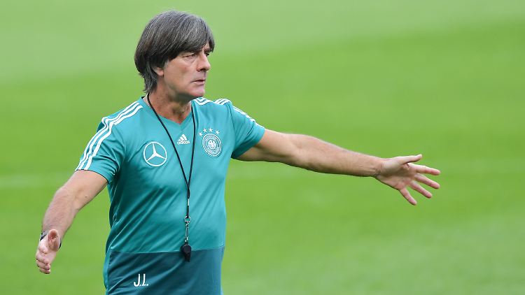 Bundestrainer Joachim Löw will in seinem Rekordspiel gegen Peru eine schöne Partie von seinem Team sehen.