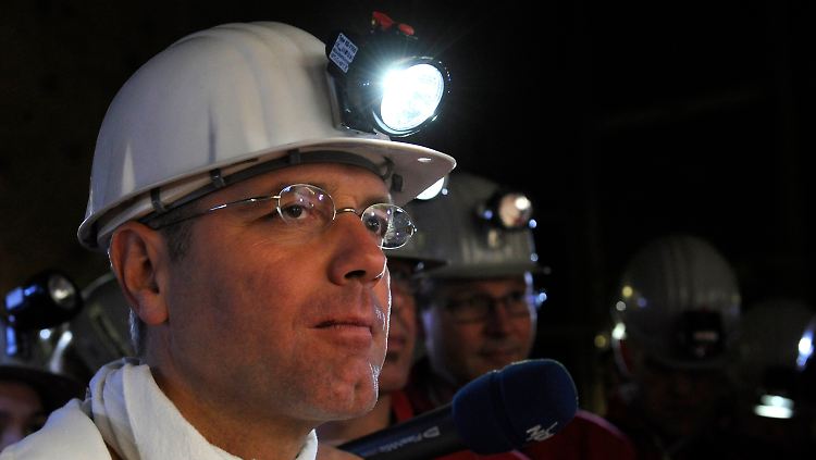 Röttgen in 840 Meter Tiefe: "Das Wichtigste ist, dass alle sicherheitsrelevanten Fragen auf den Tisch kommen."