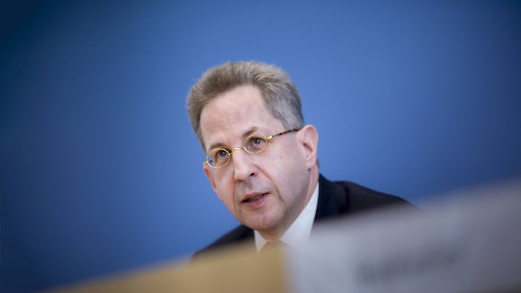 Verfassungsschutzpräsident Maaßen wird unter anderem zu wenig Zurückhaltung im Umgang mit den Geschehnissen in Chemnitz vorgeworfen.