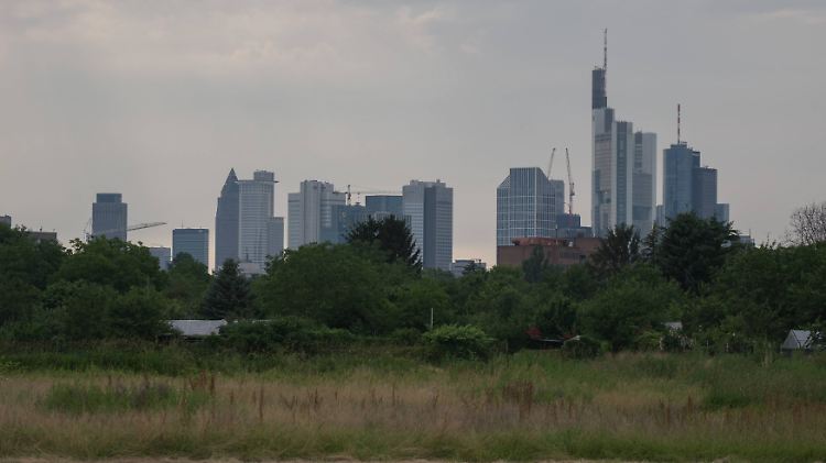 Erlebt Frankfurt eine Bankenfusion?