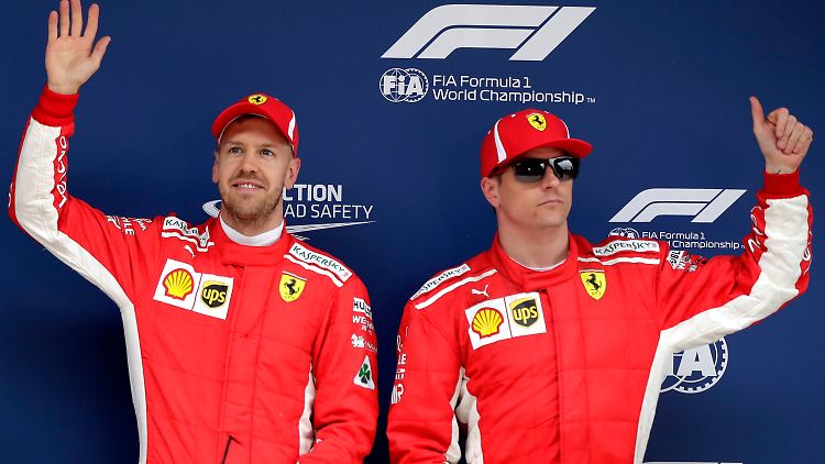 Vettel (l.) und Räikkönen gehen demnächst getrennte Wege.