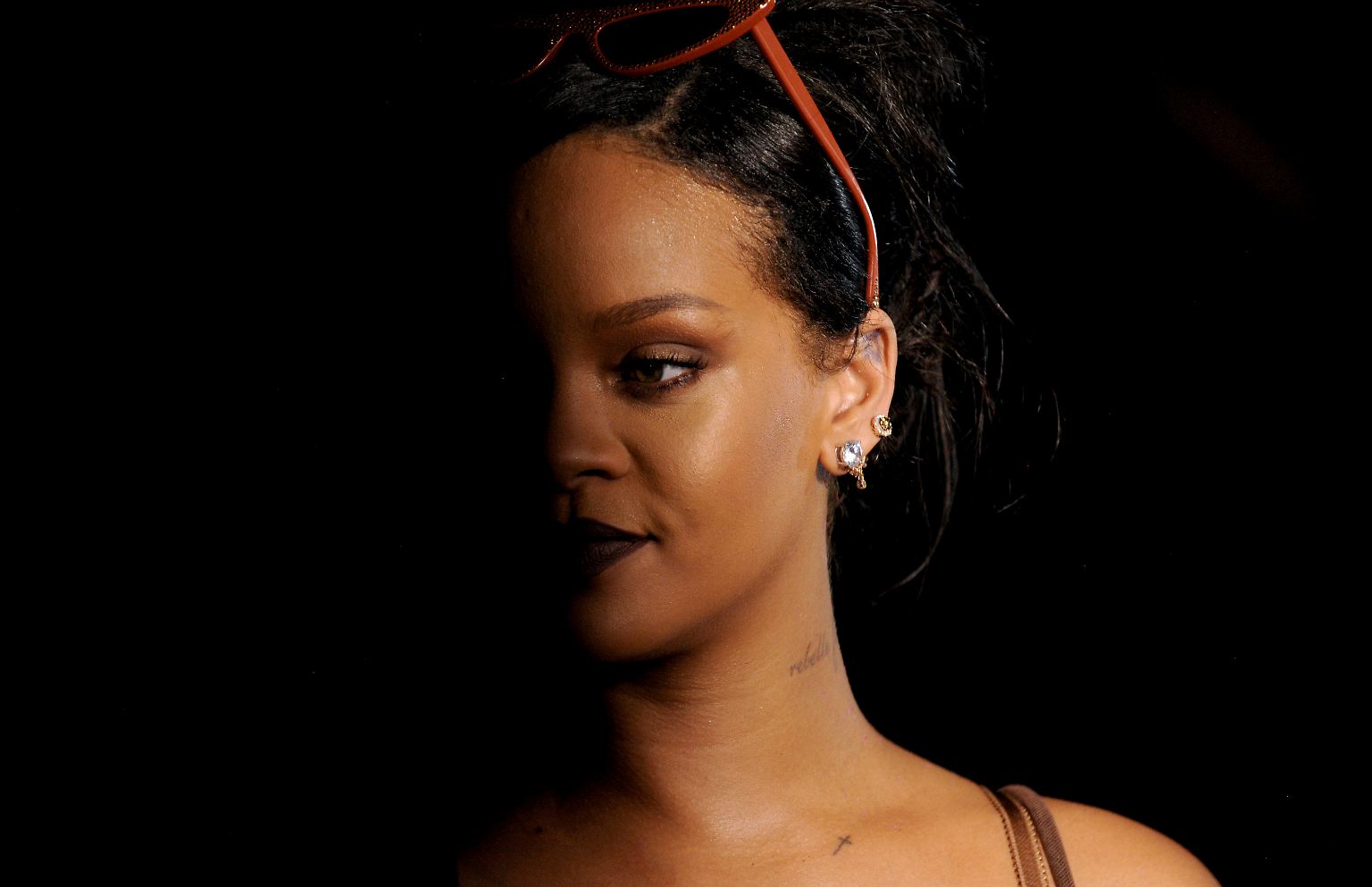 Klar, wir kennen Rihanna als Popstar, Lieferantin von Hits am Fließband und erstklassige Performerin. Doch die Sängerin aus Barbados ...