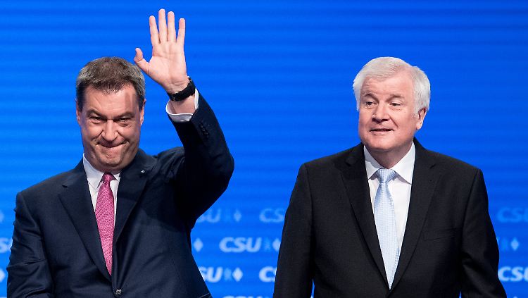 Wollen Geschlossenheit demonstieren; Markus Söder und Horst Seehofer beim CSU-Parteitag.