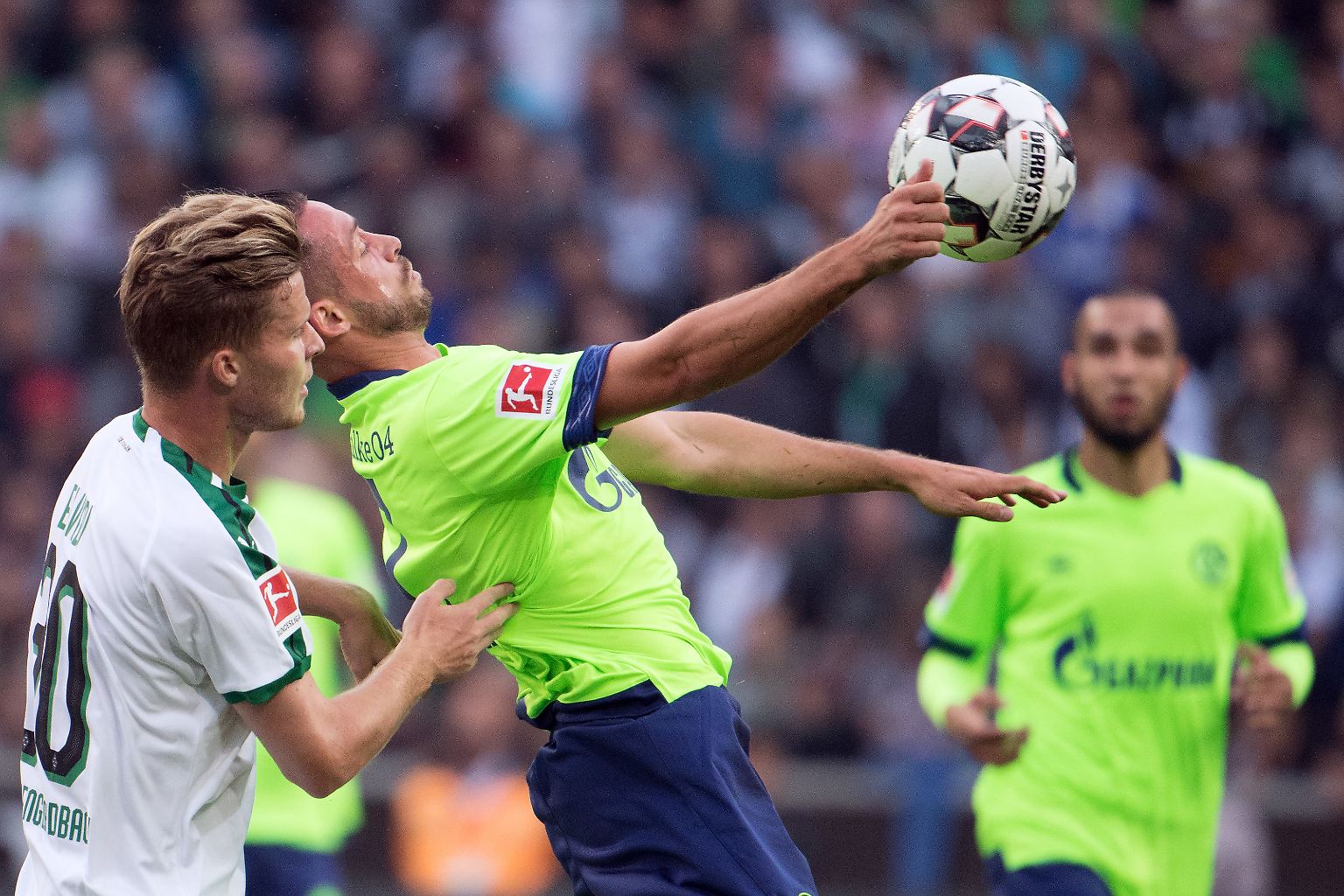 Borussia Mönchengladbach - FC Schalke 04 (2:1)