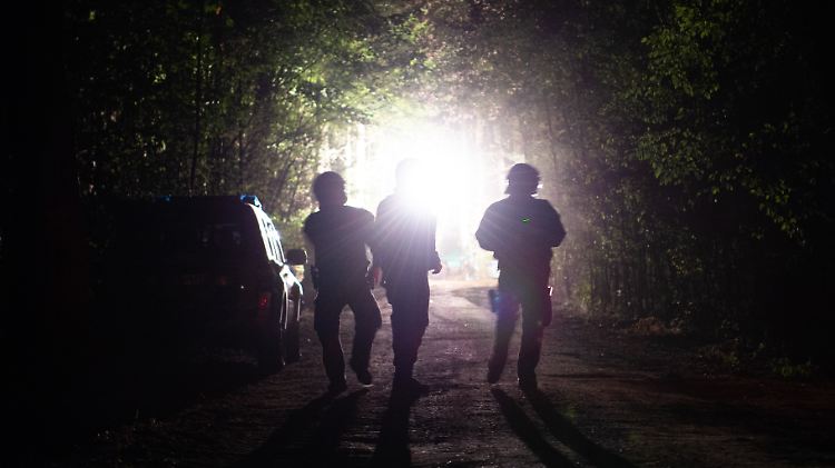 Neun der 34 Aktivisten wurden bei der Festnahme leicht verletzt.