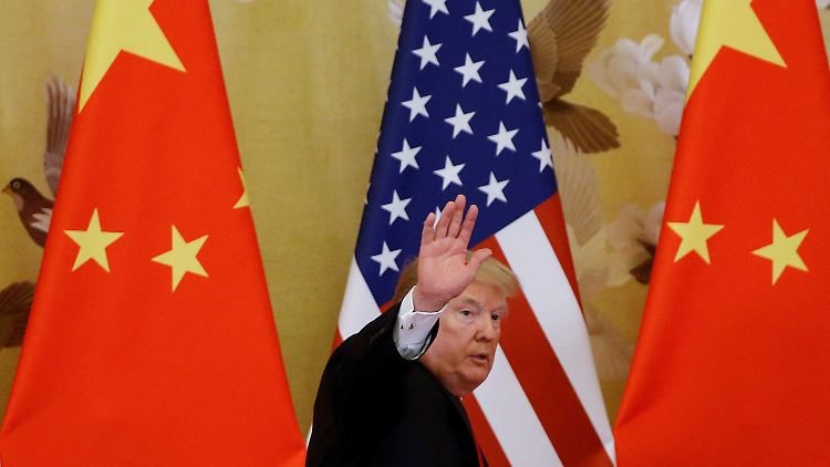 Vor einem Jahr, bei seinem Besuch in Peking, sagte Donald Trump, er freue sich darauf, die Freundschaft zwischen den USA und China zu vertiefen.