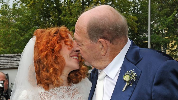 Glücklich: Ralph Siegel mit seiner Laura.