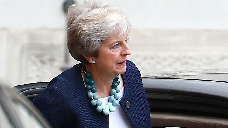 Der Druck auf Premierministerin May wegen der festgefahrenen Brexit-Verhandlungen wächst.