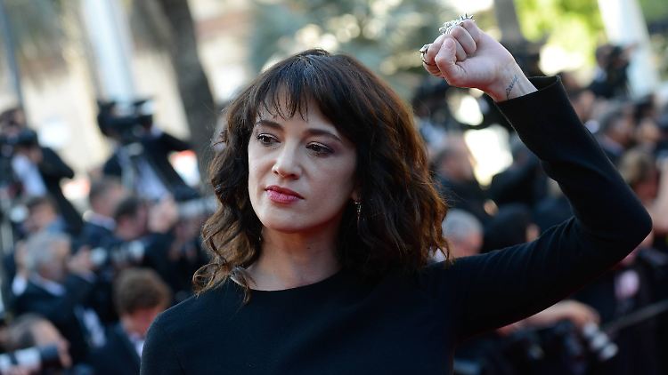 Asia Argento wehrt sich vehement gegen die Missbrauchsvorwürfe von Jimmy Bennett.