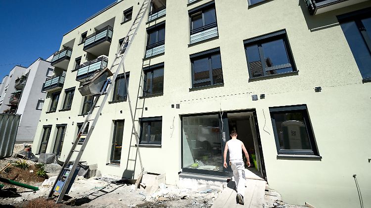 Die Förderung der eigenen vier Wände erfolgt durch die Kreditanstalt für Wiederaufbau (KfW) und das Bundesinnenministerium.