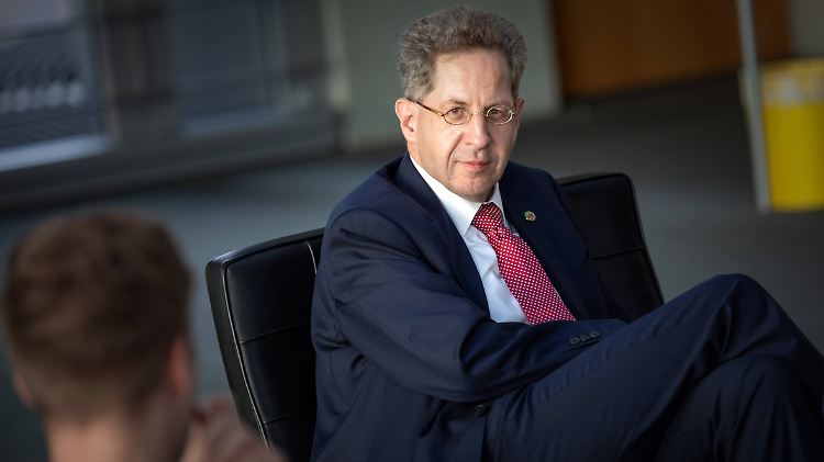 Hans-Georg Maaßen bleibt Verfassungsschutzpräsident - bis ein Nachfolger für ihn gefunden ist.