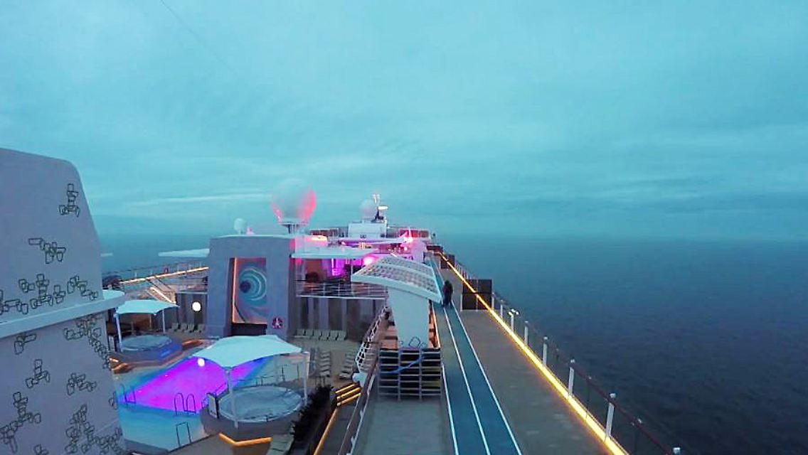 Kreuzfahrtschiff.JPG