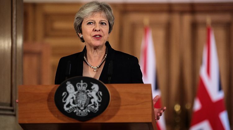 Theresa May will von ihrer Linie in Sachen Brexit nicht abweichen.